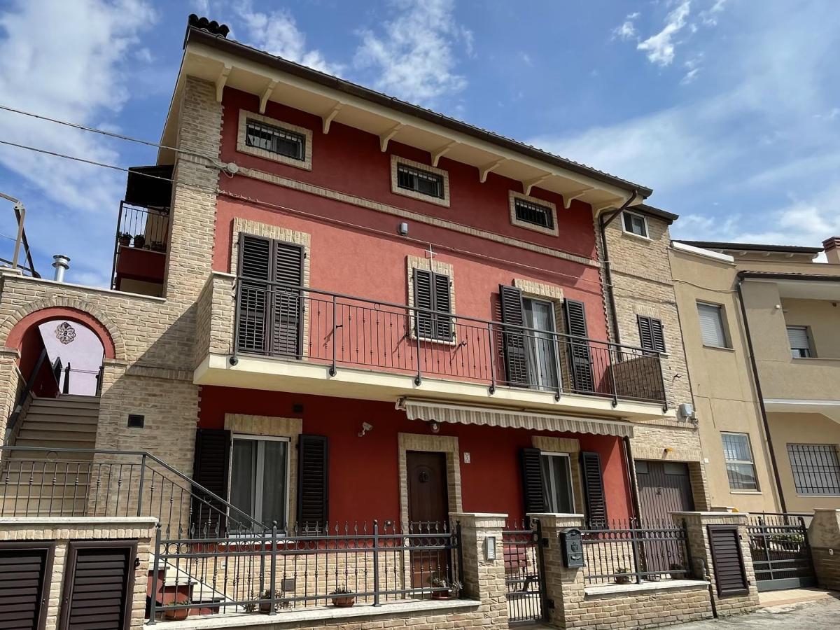 Апартаменты Casa Rossa Кастельфидардо Экстерьер фото